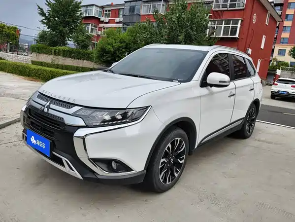 Mitsubishi Outlander 2019