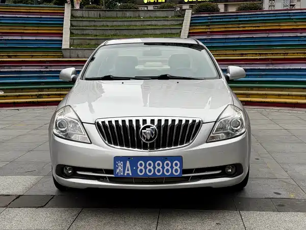 Buick Excelle 2013
