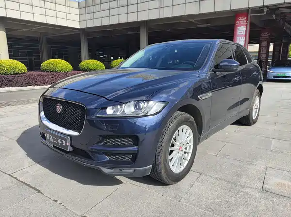 Jaguar F-PACE 2017