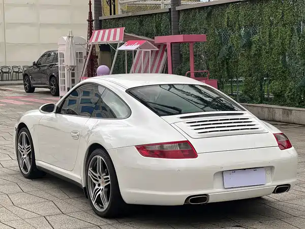 Porsche 911 2011