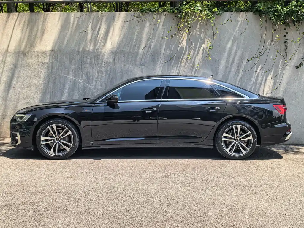 Audi A6L 2023 — фото 12