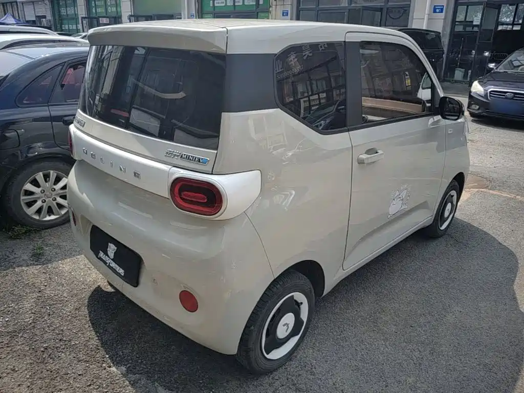 Wuling Hongguang MINIEV 2025