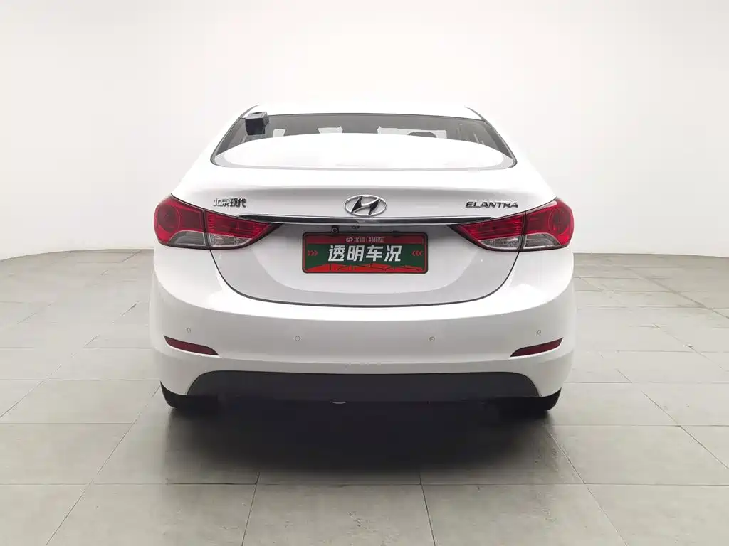 Hyundai Elantra 2014