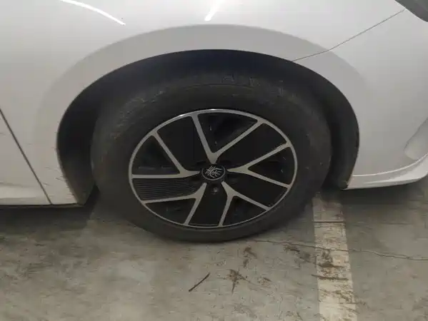 BYD Qin L 2024