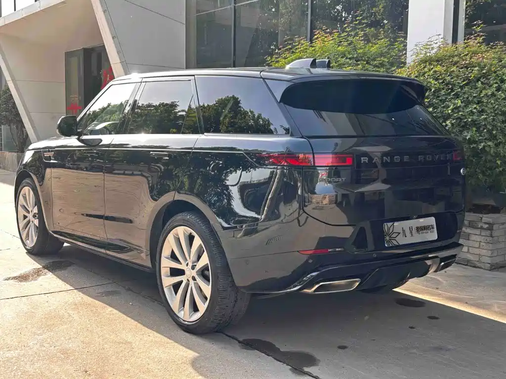 Land Rover Range Rover Sport 2024 — фото 3