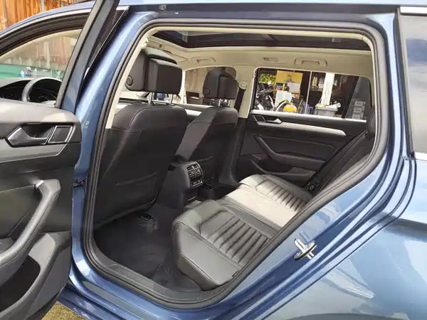 Volkswagen Viloran 2019