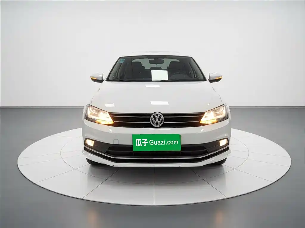 Volkswagen Sagitar 2018 — фото 3