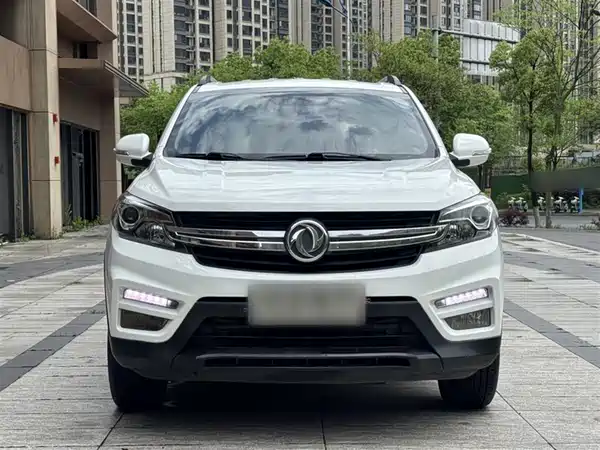 Dongfeng Scenery S560 2018