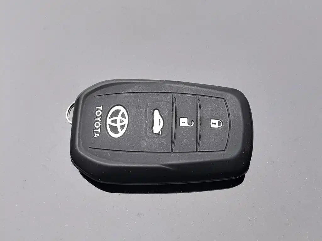 Toyota Camry 2015 — фото 19