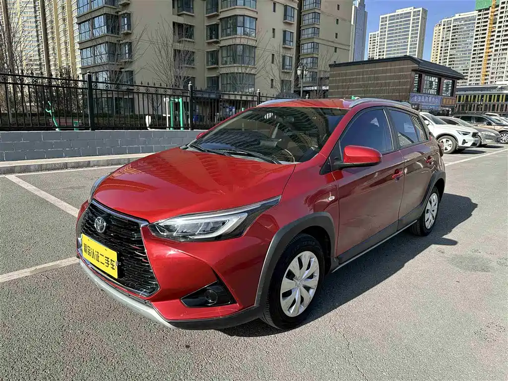 Toyota Yaris L 2021 — фото 3