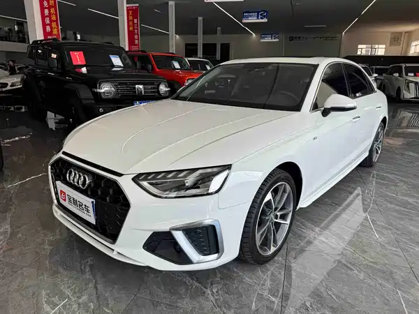 Audi A4L 2021