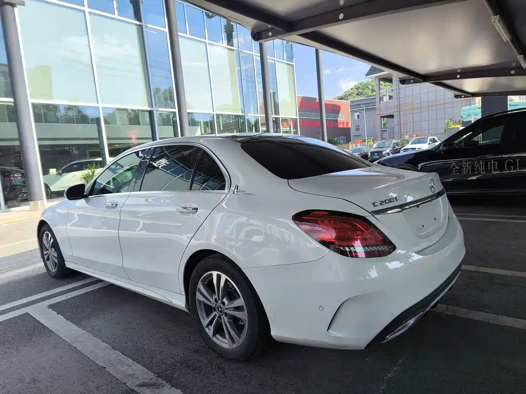 Mercedes-Benz C-Class 2021 — фото 10