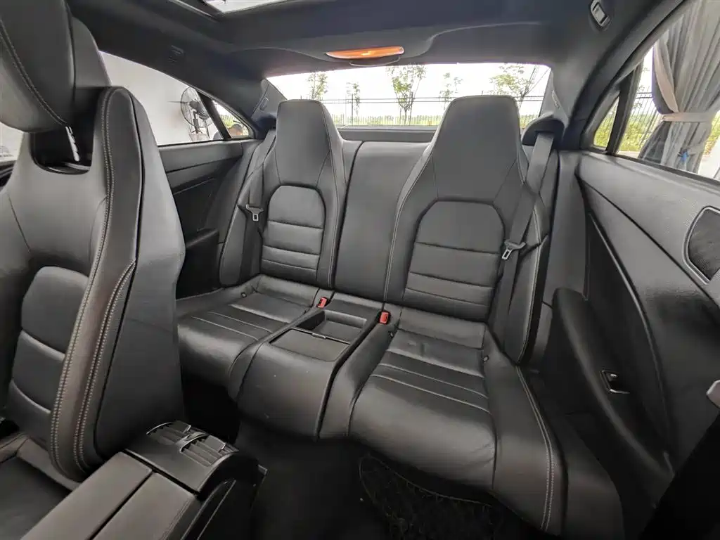 Mercedes-Benz E-Class 2013 — фото 15