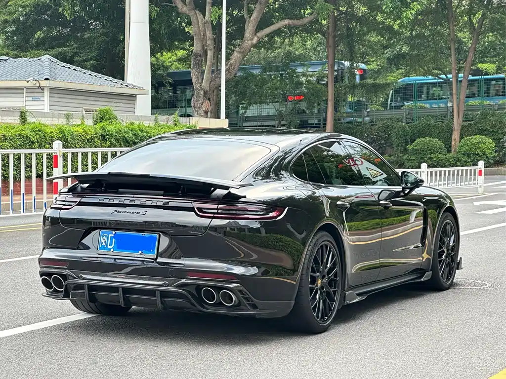 Porsche Panamera 2021 — фото 5