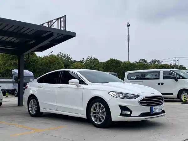 Ford Mondeo 2021