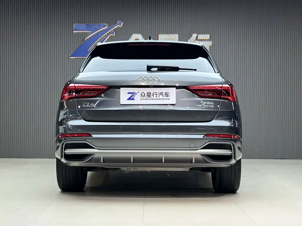 Audi Q3 2022 — фото 11