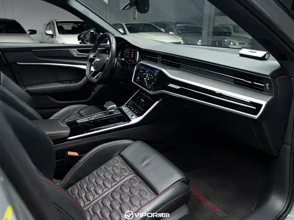 Audi RS 6 2021