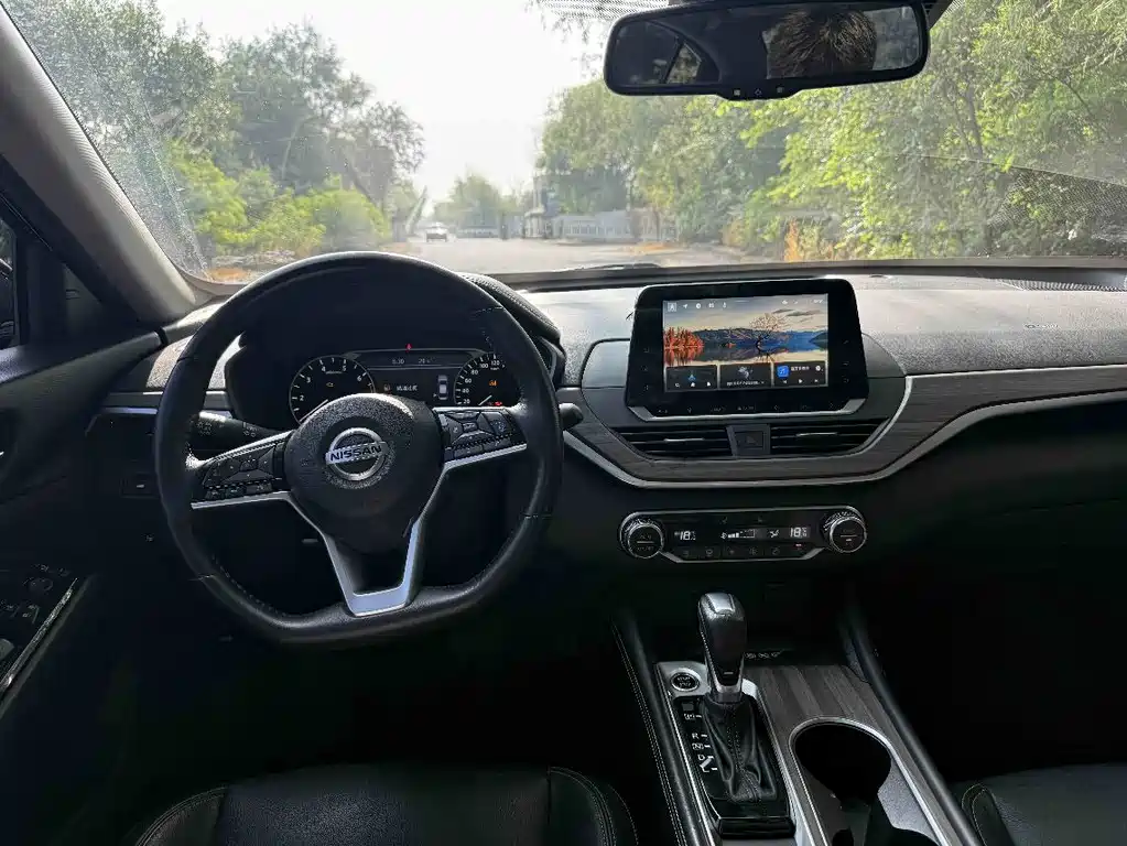 Nissan Teana 2021