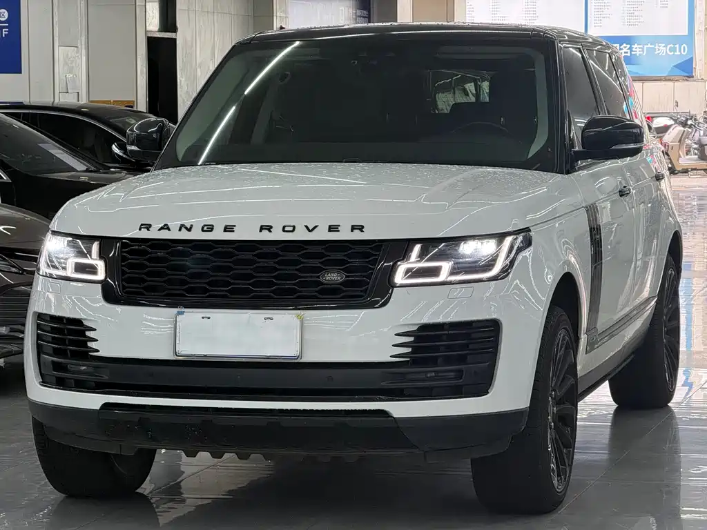 Land Rover Range Rover 2020 — фото 1
