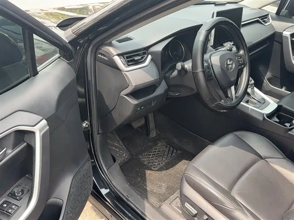 Toyota Wildlander 2020 — фото 15