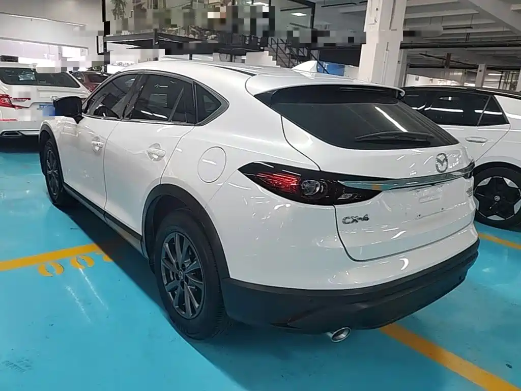 Mazda CX-4 2020