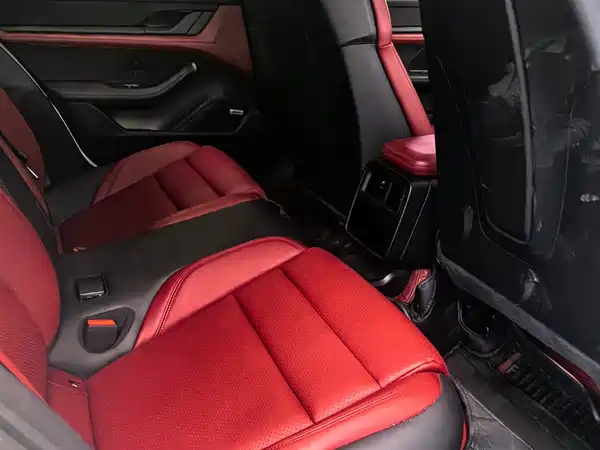 Porsche Taycan 2021