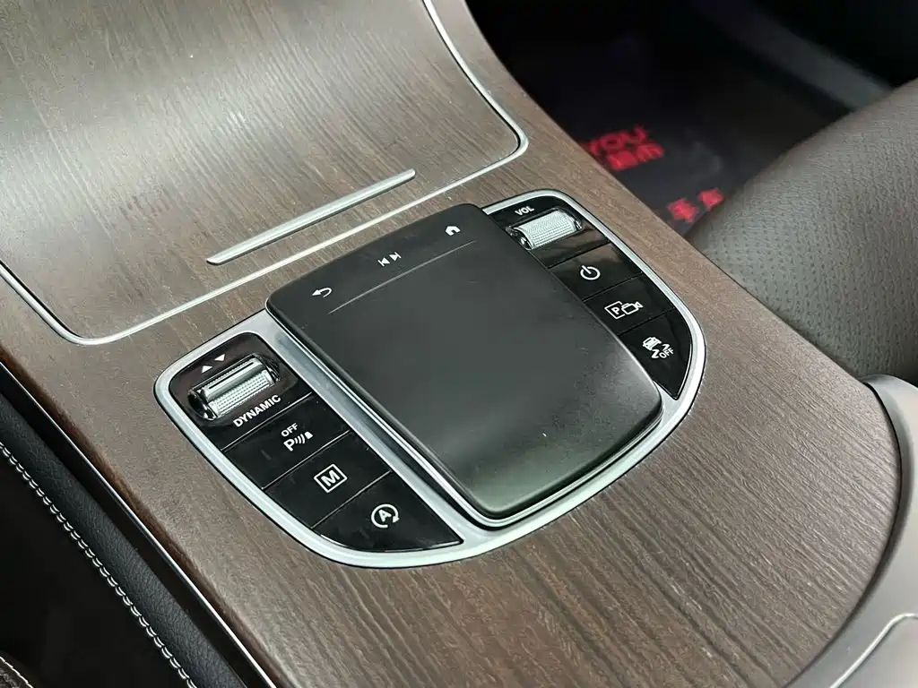 Mercedes-Benz GLC 2021 — фото 15