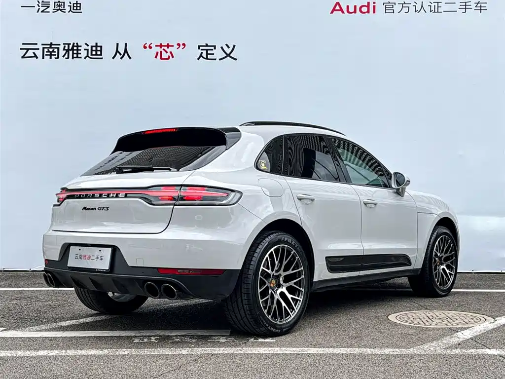 Porsche Macan 2017 — фото 2