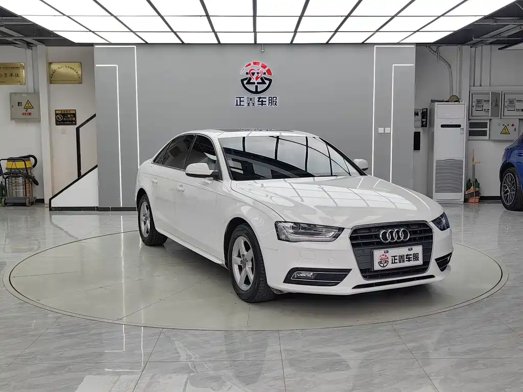 Audi A4L 2013