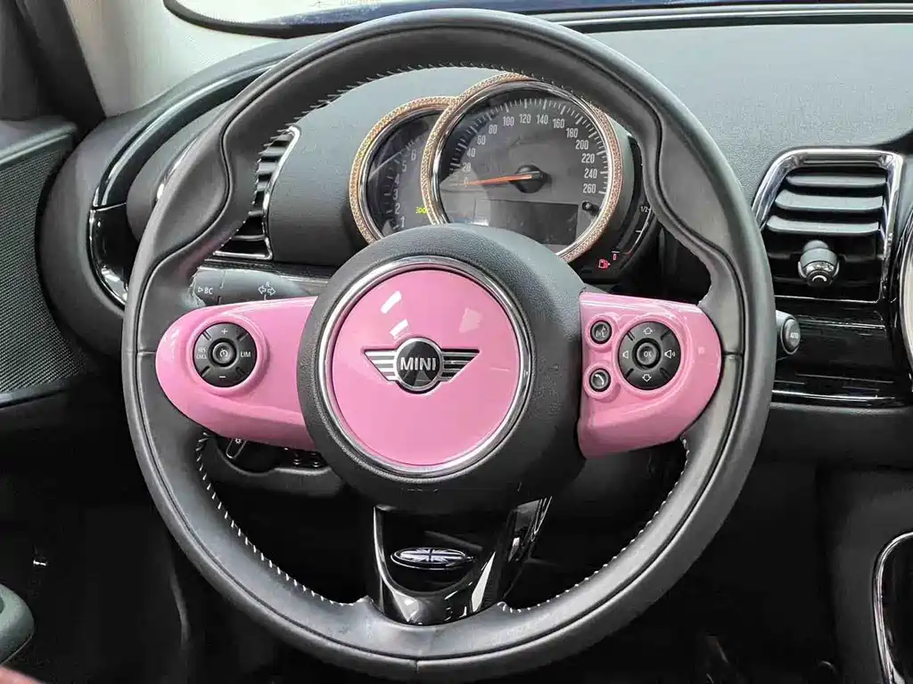 MINI Clubman 2019 — фото 22
