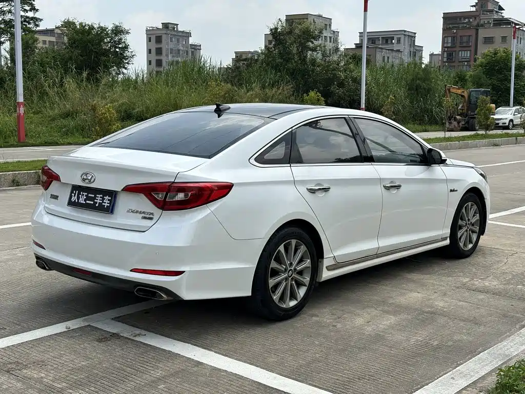 Hyundai Sonata 2017 — фото 24