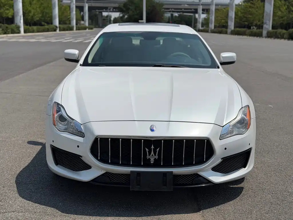 Maserati Quattroporte 2015 — фото 2