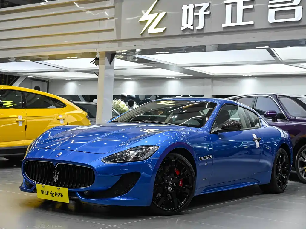Maserati GranTurismo 2017 — фото 4