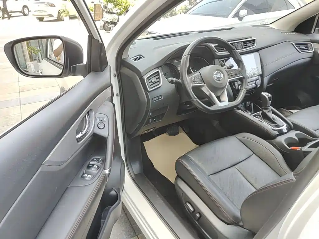 Nissan Qashqai 2023 — фото 16