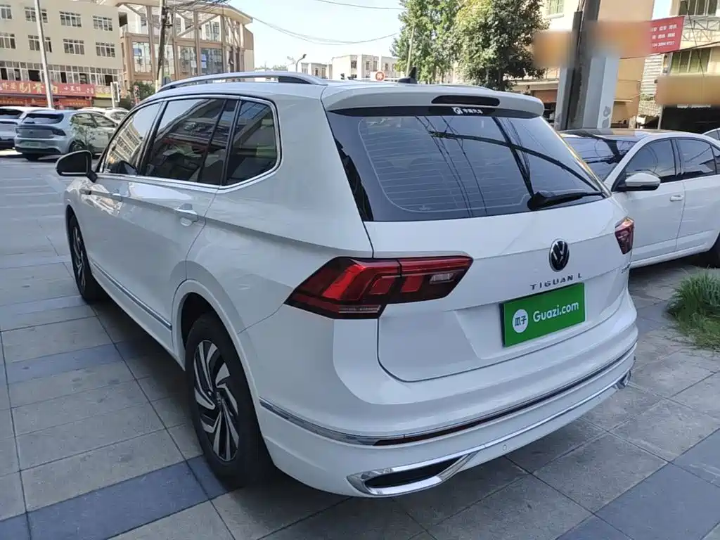 Volkswagen Tiguan L 2024