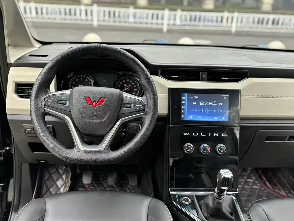Wuling Journey 2022 — фото 10
