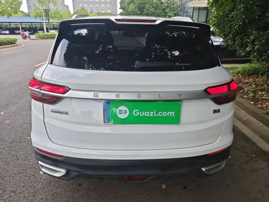 Geely Binyue 2021