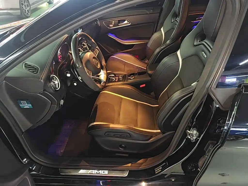 Mercedes-Benz Mercedes CLA AMG 2019 — фото 15