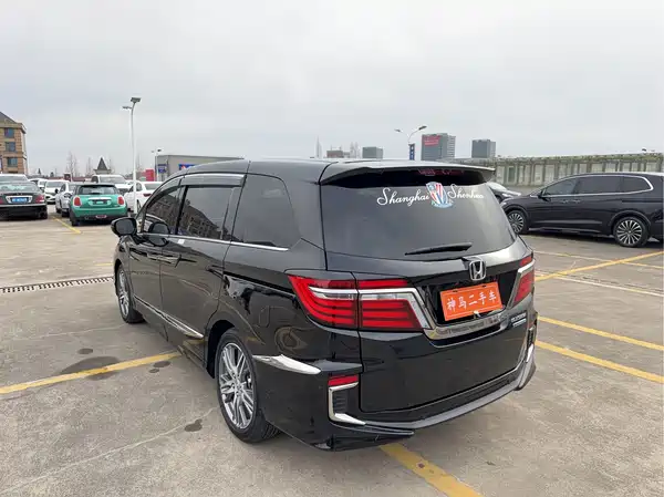 Honda Elysion 2019