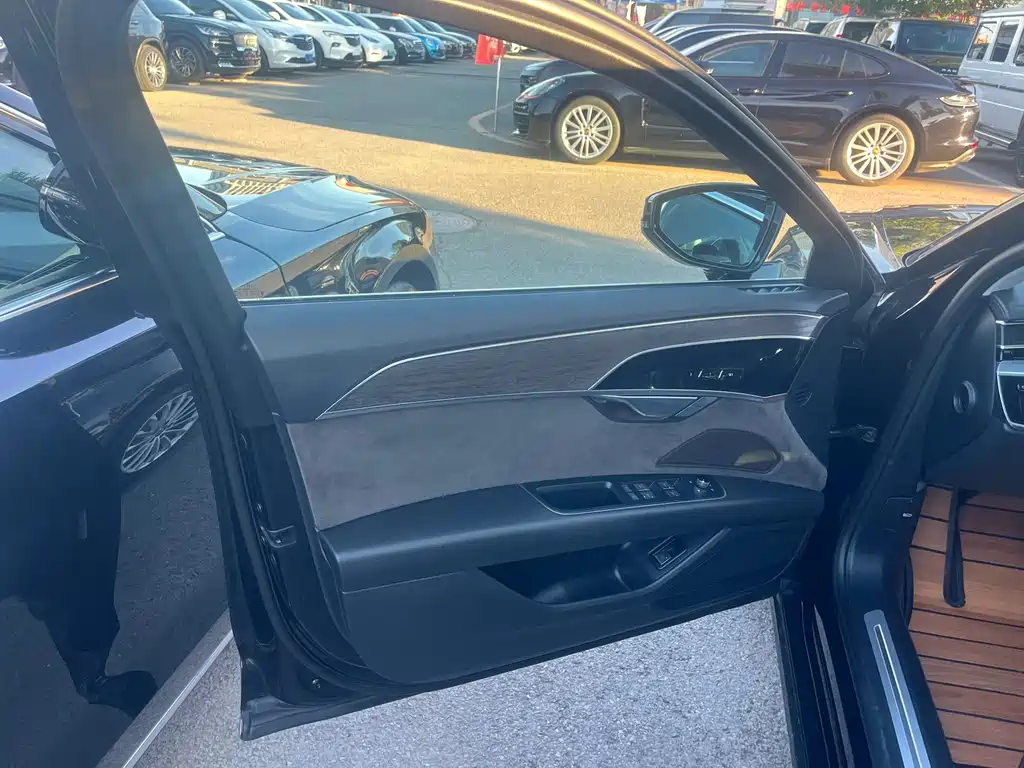 Audi A8 2020