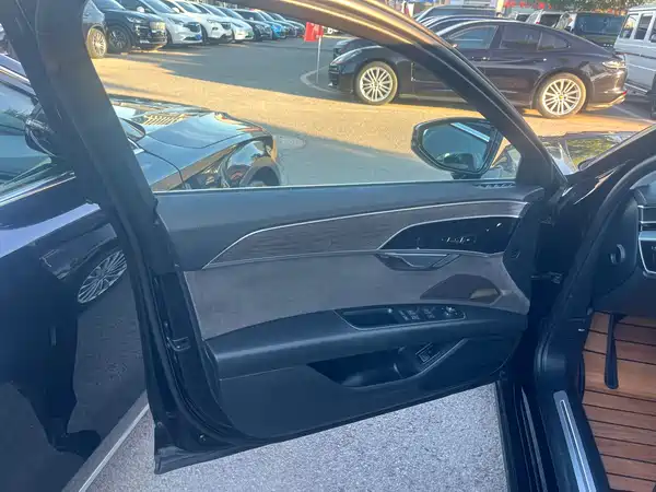 Audi A8 2020