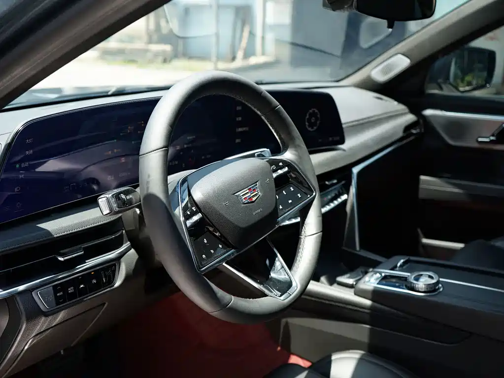 Cadillac CT6 2024 — фото 20