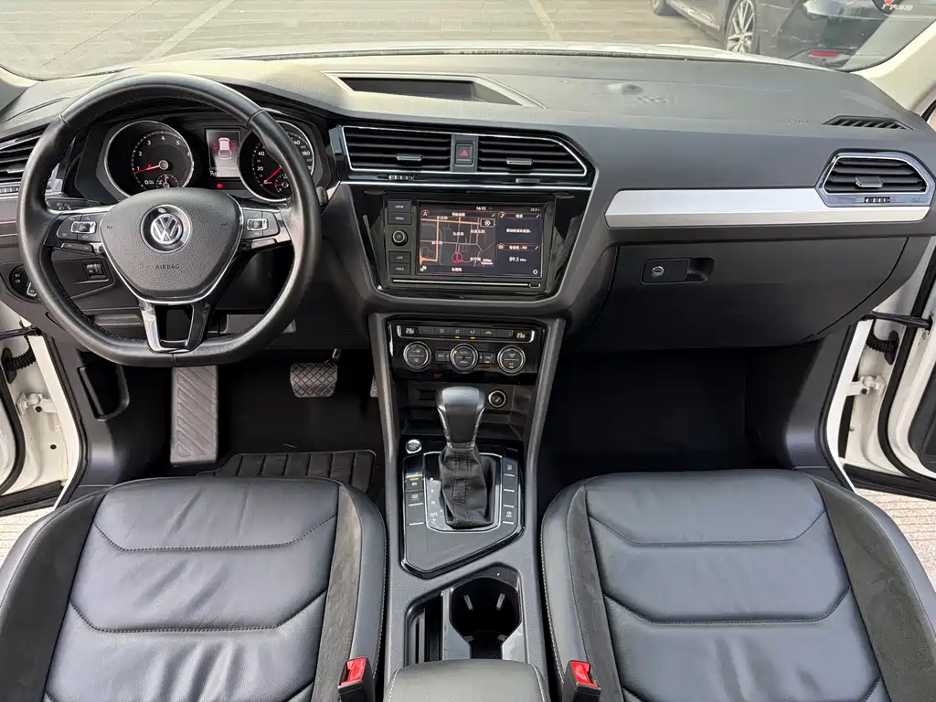 Volkswagen Tiguan L 2019 — фото 13
