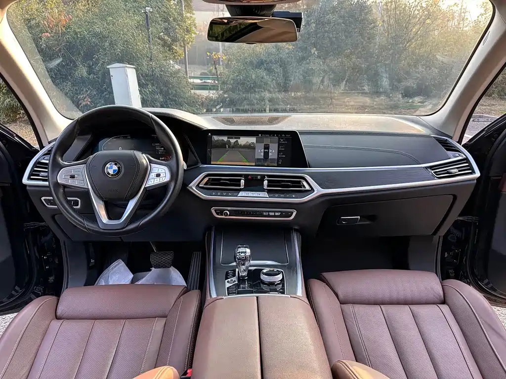 BMW X7 2022 — фото 12