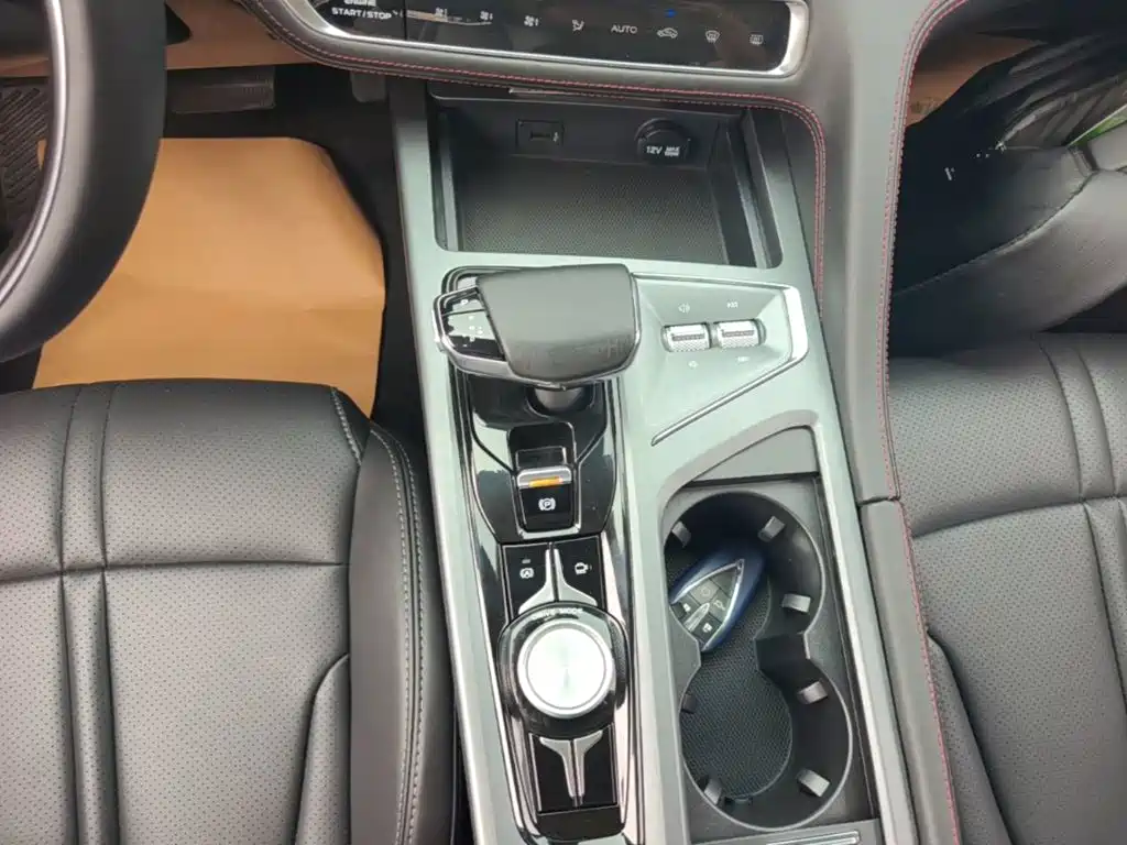 Changan CS75PLUS 2022 — фото 14
