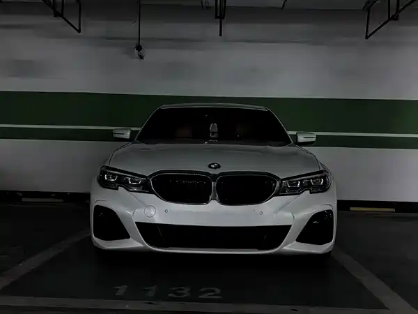 BMW 3 Series 2021