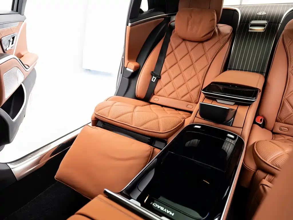 Mercedes-Benz S-Class 2023 — фото 17