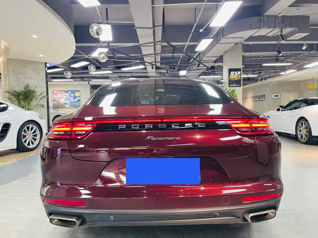 Porsche Panamera 2020 — фото 6