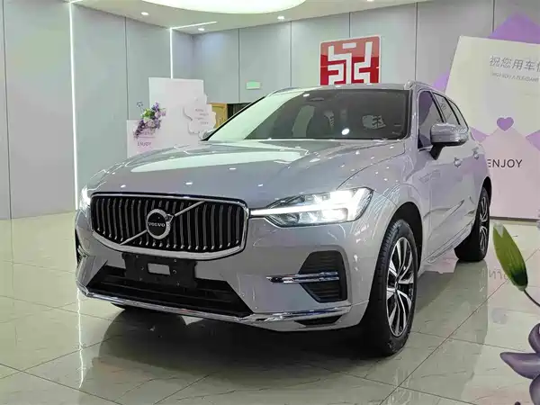 Volvo XC60 2022