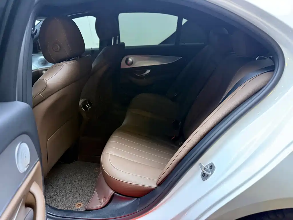 Mercedes-Benz E-Class 2020